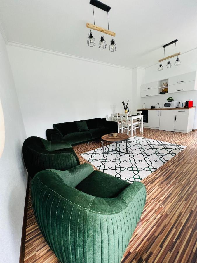 Apartament In Regim Hotelier King Mediaş Zewnętrze zdjęcie